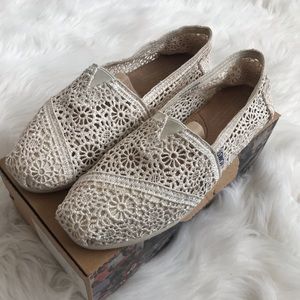 Crochet Toms